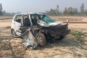 रुद्रपुर: ट्रैक्टर-कार भिड़ंत में दो युवकों की मौत, चार गंभीर घायल
