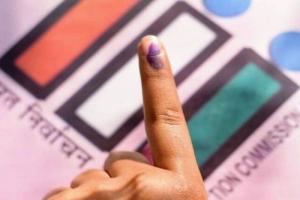 मुरादाबाद : वकी रशीद ने वापस लिया नामांकन, अब 12 प्रत्याशी लड़ेंगे चुनाव