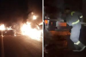 Mahoba: दो ट्रकों में भिड़ंत के बाद लगी आग...दोनों के चालक की जिंदा जलकर मौत, कड़ी मशक्कत कर पुलिस ने निकाले शव