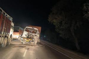 Kanpur Accident: चलते डंपर में पीछे से घुसा डंपर...चालक और परिचालक घायल, हालत गंभीर