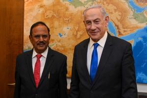 Netanyahu and Doval Meeting : इजरायल-हमास जंग के बीच PM बेंजामिन नेतन्याहू से मिले अजित डोभाल, इन मुद्दों पर की चर्चा