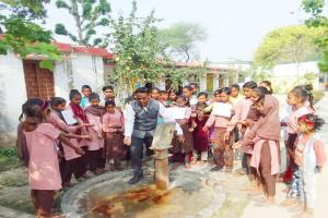 बहराइच: रहिमन पानी राखिए बिन पानी सब सून... जल संरक्षण के लिए छात्रों ने ली शपथ