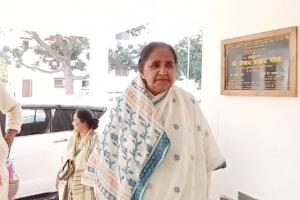 अवैध मदरसों पर नहीं रुकेगी कार्रवाई, इस मुद्दे पर हमारी सरकार गंभीर: गुलाब देवी