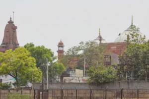 नहीं मानी मुस्लिम पक्ष की SC ने बात, श्रीकृष्ण जन्मभूमि-शाही ईदगाह विवाद पर हिंदू पक्ष को राहत 