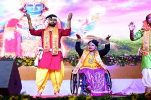 Ayodhya ramotsav: नृत्य नाटिका और लोक भजनों से मना जन्मोत्सव...