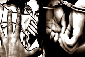 अंबेडकरनगर: युवती से सामूहिक दुष्कर्म के मामले में दो आरोपित गिरफ्तार, भेजा जेल