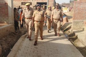 Kanpur Dehat: आंगनबाड़ी सहायिका का चारपाई पर मिला शव...हत्या की आशंका, शरीर पर मिले चोटों के निशान