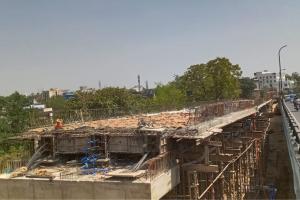 Kanpur: दादानगर समानांतर पुल का 42 प्रतिशत काम पूरा; निचले हिस्से पर स्लैब के लिए बांधा गया जाल