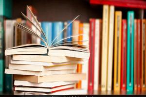 मुरादाबाद :  कमीशन के खेल से अभिभावक परेशान, निजी स्कूल हर साल बदल देते हैं किताबें