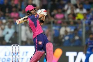 IPL 2024: राजस्थान रॉयल्स ने मुंबई इंडियंस को छह विकेट से रौंदा, रियान पराग ने खेली अर्धशतकीय पारी
