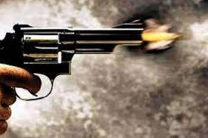 Bareilly News: दबंग ने दुकान पर बैठे हलवाई को मारी गोली, आरोपी के खिलाफ हत्या के प्रयास की रिपोर्ट दर्ज