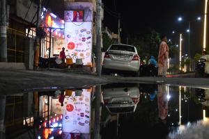 Bareilly news: बारिश ने नाला सफाई की खोली पोल, प्रधानमंत्री के रोड शो वाले मार्ग पर भी जलभराव