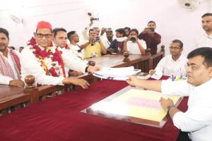Loksabha election 2024: सपा-बसपा सहित तीन प्रत्याशियों ने किया नामांकन, प्रतापगढ़ में 6 मई तक चलेगी प्रक्रिया  