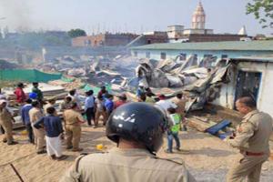 अयोध्या में रामसेवकपुरम् में लगी भीषण आग,  लाखों की सम्पत्ति जलकर राख 