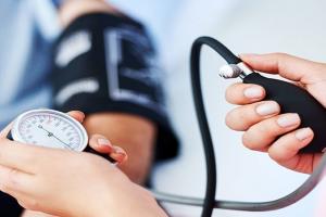World Hypertension Day 2024 : बरतें सावधानी, लोगों की सेहत के लिए खतरा बन रहा उच्च रक्तचाप