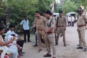 Hamirpur: टायर फटने से तेज रफ्तार बोलेरो अनियंत्रित होकर पलटी; दूल्हे की बहन व दो भांजियों की मौत, सात बारातियों की हालत गंभीर