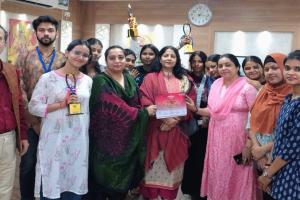 Amiphoria 2025 : अवध विश्वविद्यालय के मेधावियों ने झटके कई पुरस्कार 