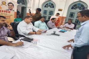 अयोध्या: महापौर व नगर आयुक्त ने की जनसुनवाई, समस्याओं का किया समाधान  