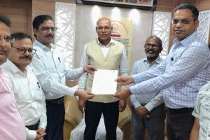 अयोध्या : अवध विवि में अतिरिक्त फीडर व तालाब निर्माण का ओएमयू 