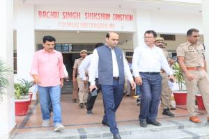 प्रतापगढ़: 23 केंद्रों पर आरओ/एआरओ की परीक्षा कल, प्रशासन अलर्ट